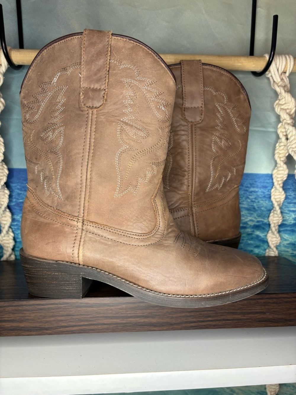Classic Western Brown Leather Cowboy Boots